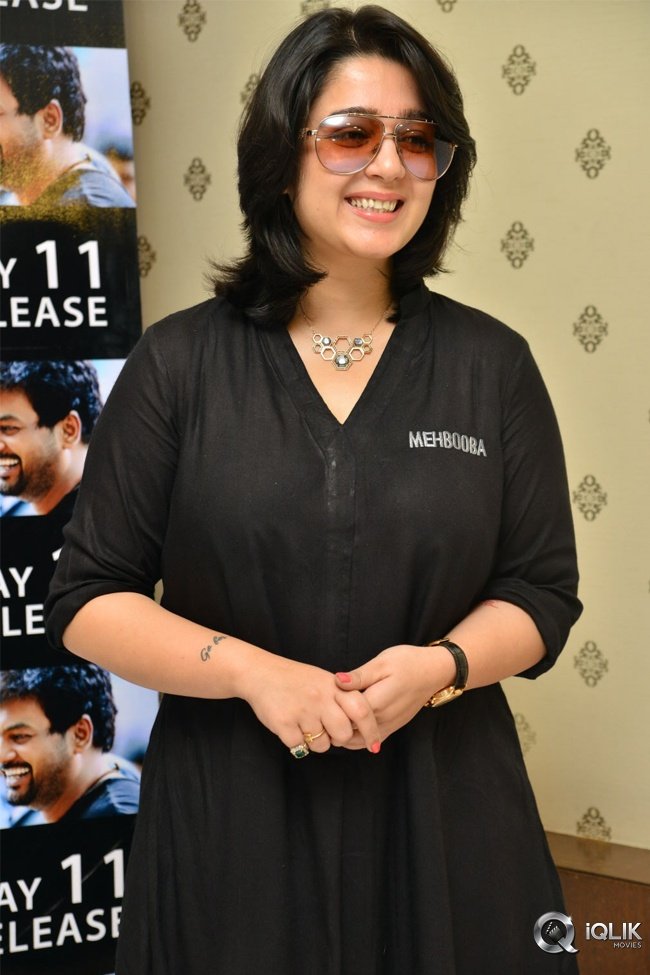 Charmy-Kaur-Latest-Photos